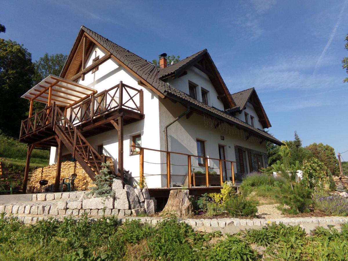 Motýlí chalupa - luxusní apartmány u Ještědu Dlouhy Most Esterno foto